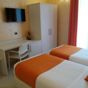 Отель Hotel Riviera Azzurra  Оливери